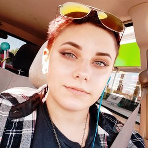 Meet your Posher, Savannah